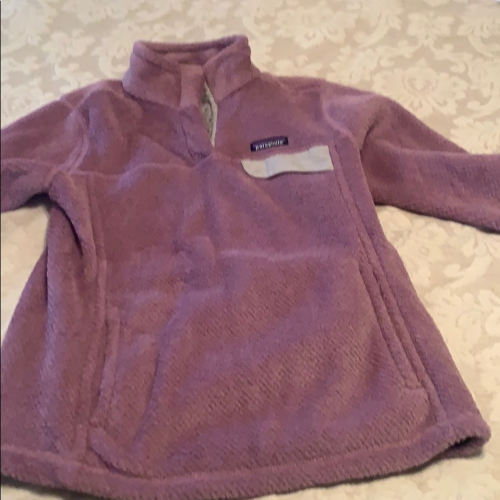 Women’s size medium purple fleece pullover